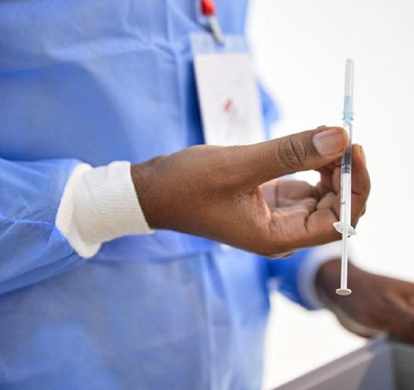 UNHCR erhöht die Finanzierung für die Verfügbarkeit von Impfstoffen in Afrika
