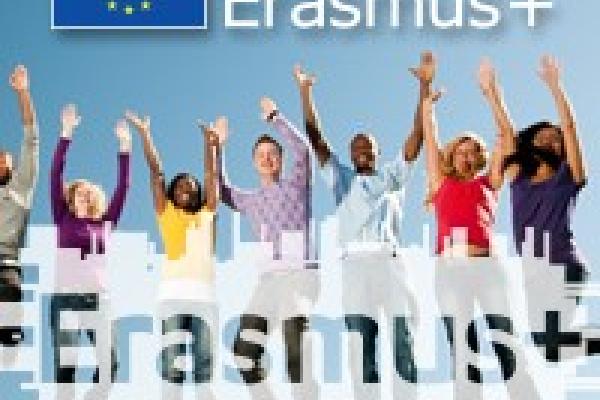 Erasmus+ ©UE