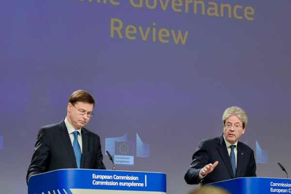 Conferência de Imprensa: Comissários europeus Dombrovskis e Gentiloni
